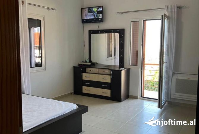 Shtepi me qera 2+1 ne Tirane - 500 Euro