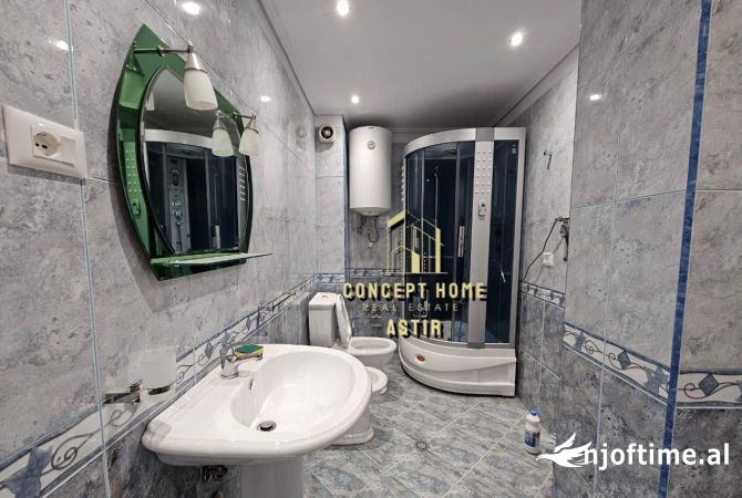 Shtepi ne shitje Apartament ne Tirane, 3+1, Mobilimi E mobiluar, Pagesa 155,000  Euro.