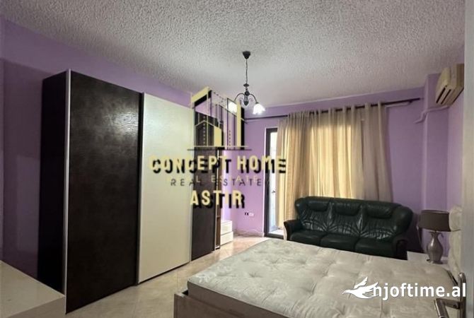 Shtepi me qera 3+1 ne Tirane - 1,200 Euro