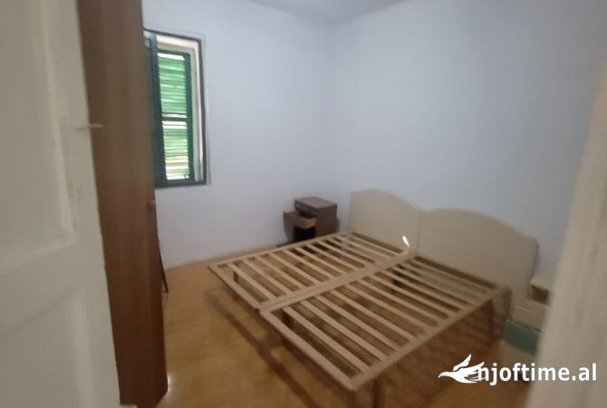 Casa in affitto 3+1 a Tirana - 350 Euro