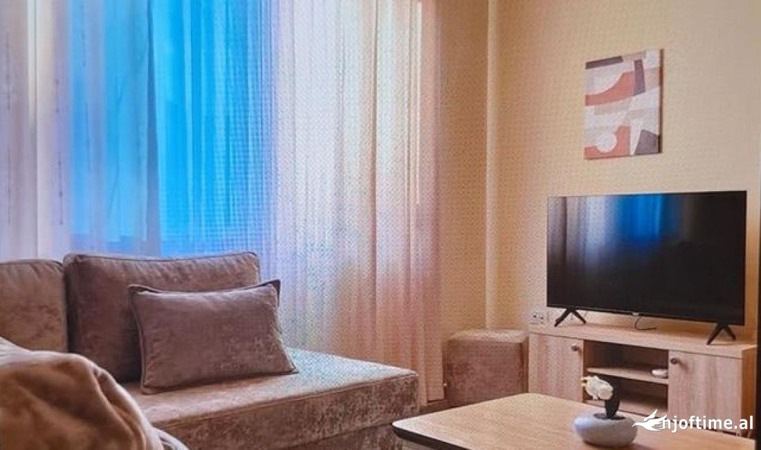 Shtepi me qera Apartament ne Tirane, 2+1, Mobilimi E mobiluar, Pagesa 600  Euro.