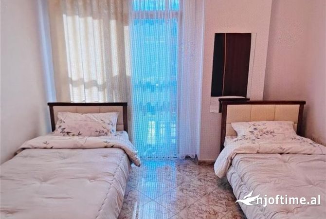 Shtepi me qera Apartament ne Tirane, 2+1, Mobilimi E mobiluar, Pagesa 600  Euro.