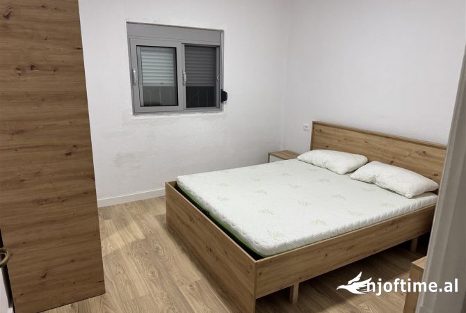Shtepi me qera 1+1 ne Tirane - 400 Euro
