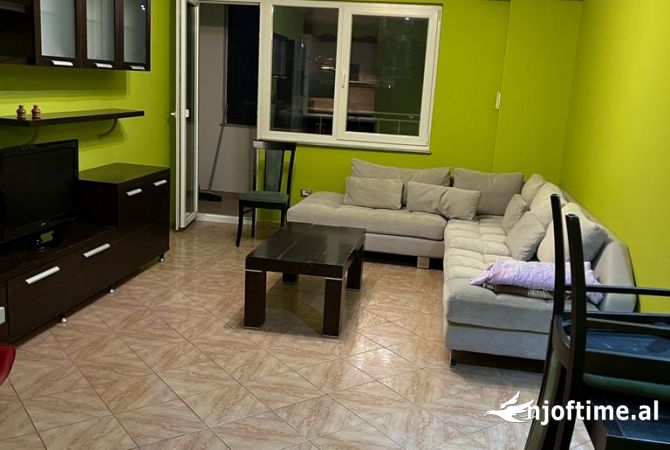 Shtepi me qera 2+1 ne Tirane - 500 Euro