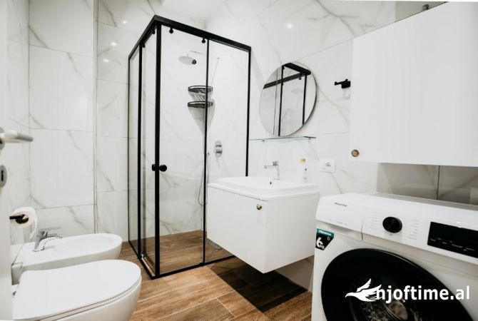 Shtepi me qera Apartament ne Tirane, 1+1, Mobilimi E mobiluar, Pagesa 800  Euro.