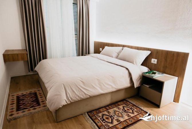 Shtepi me qera Apartament ne Tirane, 1+1, Mobilimi E mobiluar, Pagesa 800  Euro.