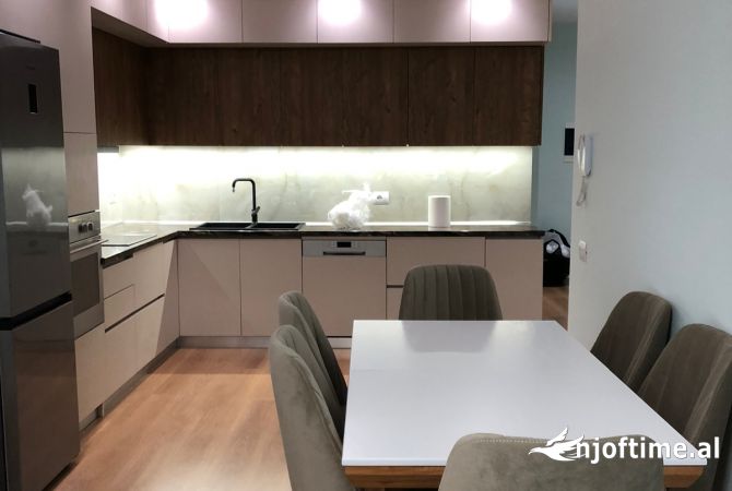 Shtepi ne shitje 2+1 ne Tirane - 135,000 Euro