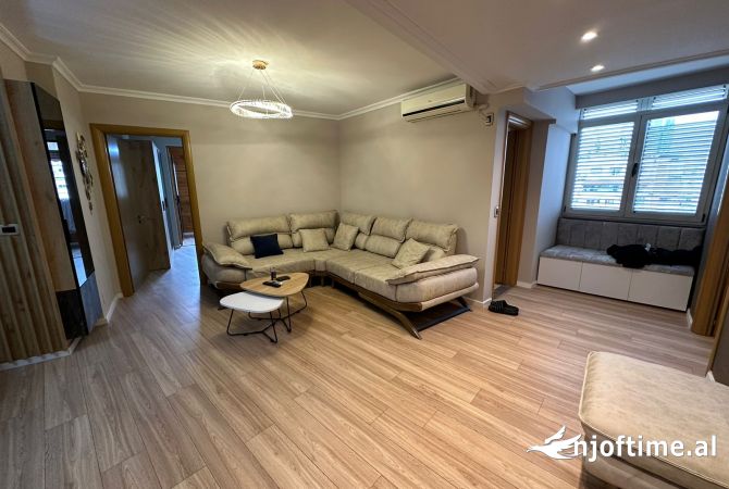 Shtepi ne shitje 2+1 ne Tirane - 235,000 Euro