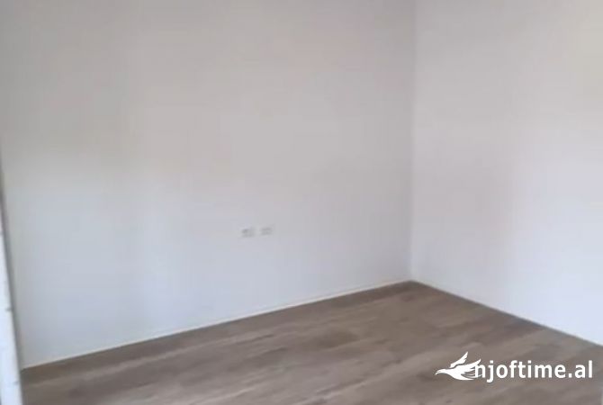 Shtepi me qera 1+1 ne Tirane - 300 Euro