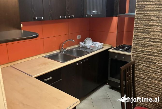 Shtepi ne shitje 1+1 ne Tirane - 120,000 Euro