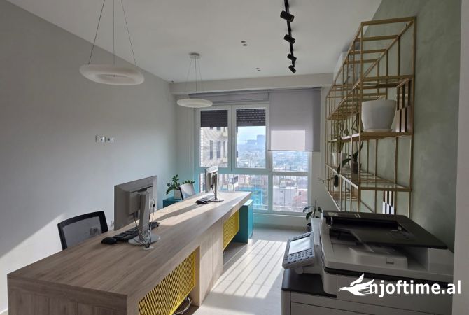 Jepet me qera Apartament 1+1 per zyre Tek Fusha e Aviacionit