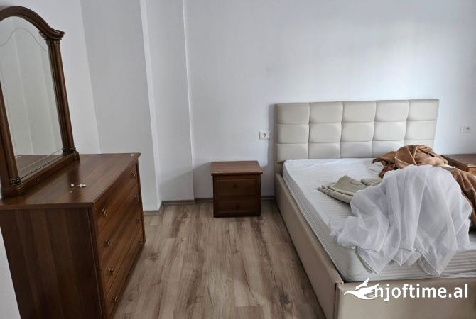 Shtepi me qera 3+1 ne Tirane - 700 Euro