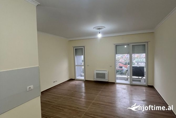 Shtepi ne shitje 2+1 ne Tirane - 110,000 Euro