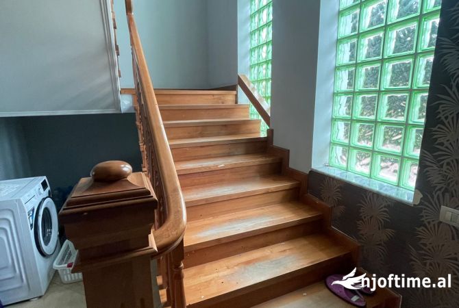 Shtepi ne shitje 4+1 ne Tirane - 400,000 Euro