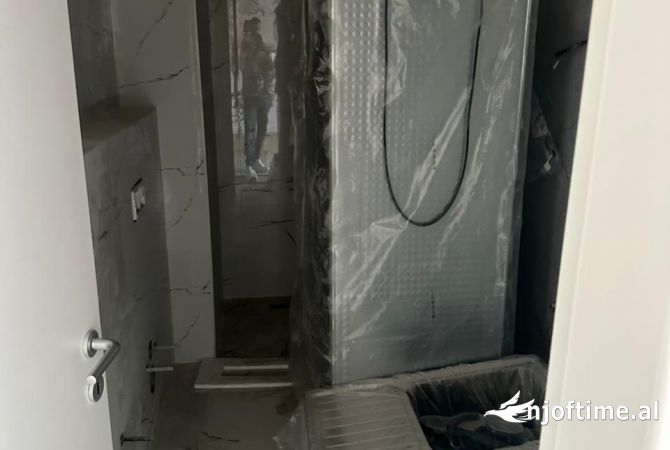 Shtepi me qera Apartament ne Tirane, 1+1, Mobilimi Bosh, pa mobiluar, Pagesa 600  Euro.