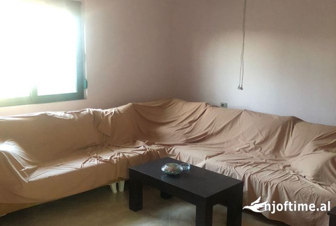 Shtepi ne shitje 5+1 ne Tirane - 220,000 Euro