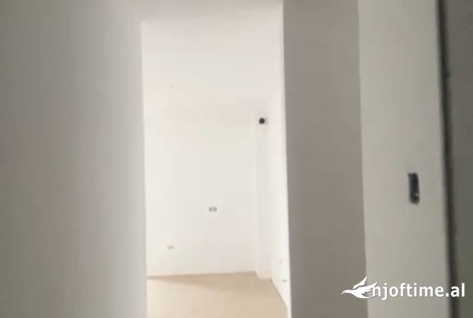 Shtepi me qera 3+1 ne Tirane - 700 Euro