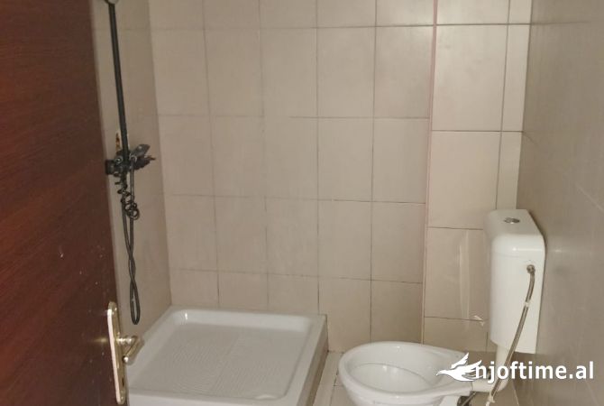 Shtepi ne shitje 2+1 ne Tirane - 125,000 Euro