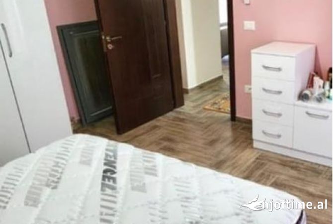 Shtepi me qera 2+1 ne Tirane - 500 Euro