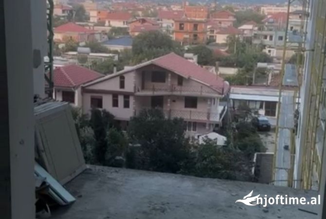 Shtepi ne shitje 2+1 ne Tirane - 90,000 Euro
