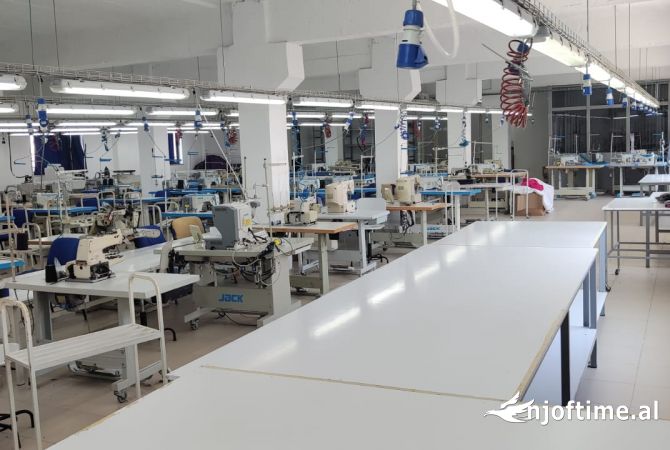 Ambient biznesi me qera 4+1 ne Tirane - 2,850 Euro