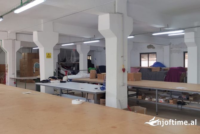 Ambient biznesi me qera 4+1 ne Tirane - 2,850 Euro