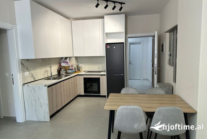 Shtepi me qera 1+1 ne Tirane - 600 Euro