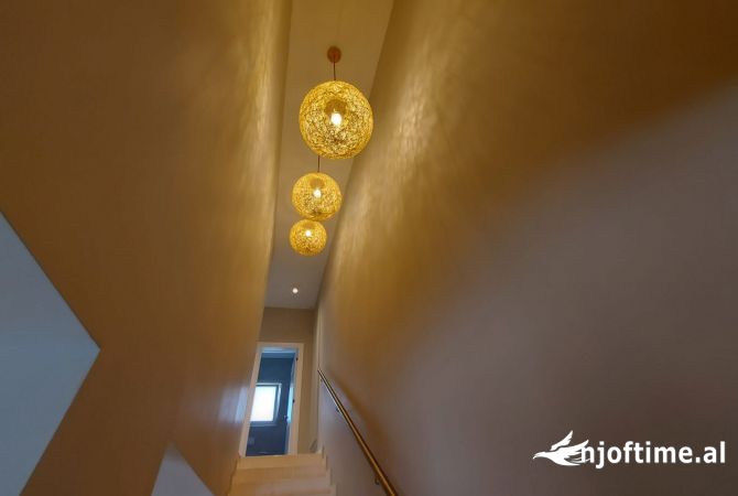 Casa in affitto 3+1 a Tirana - 3,000 Euro
