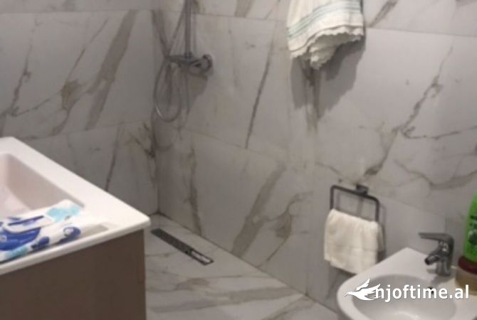 Shtepi ne shitje 1+1 ne Tirane - 125,000 Euro