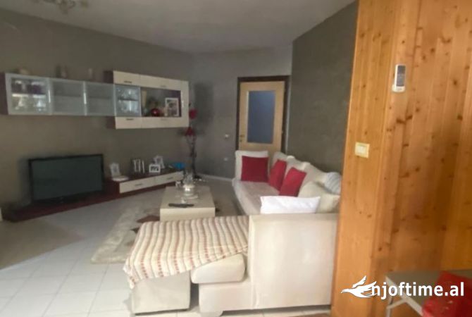 Shtepi ne shitje 2+1 ne Tirane - 155,000 Euro