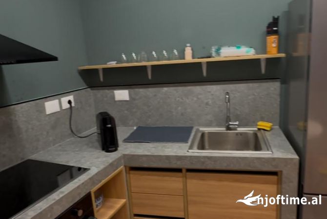 Shtepi me qera 1+1 ne Tirane - 1,500 Euro