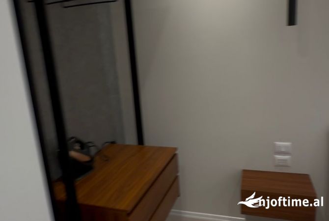 Shtepi me qera 1+1 ne Tirane - 1,500 Euro