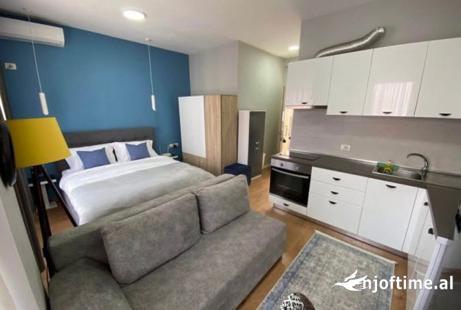 Shtepi me qera Garsoniere ne Tirane - 400 Euro