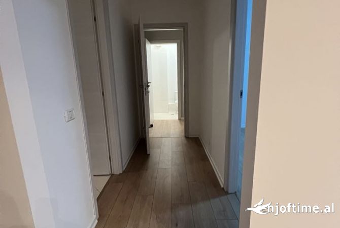 Shtepi me qera 2+1 ne Tirane - 600 Euro