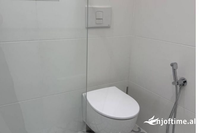 Shtepi me qera Apartament ne Tirane, 1+1, Mobilimi E mobiluar, Pagesa 650  Euro.