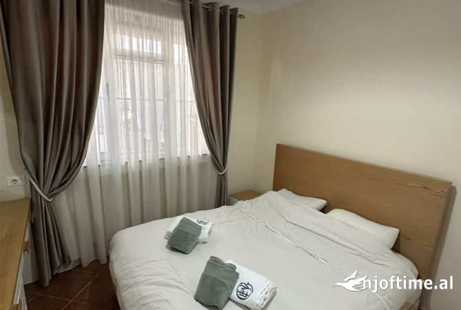 Shtepi me qera 1+1 ne Tirane - 450 Euro