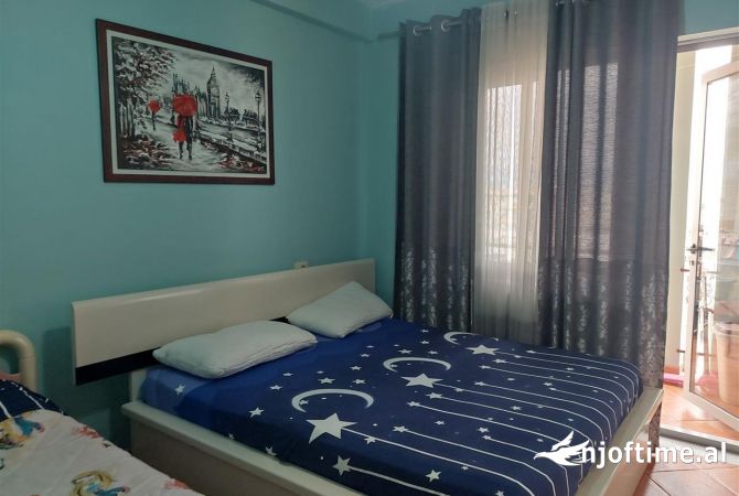 Shtepi me qera 2+1 ne Tirane - 470 Euro