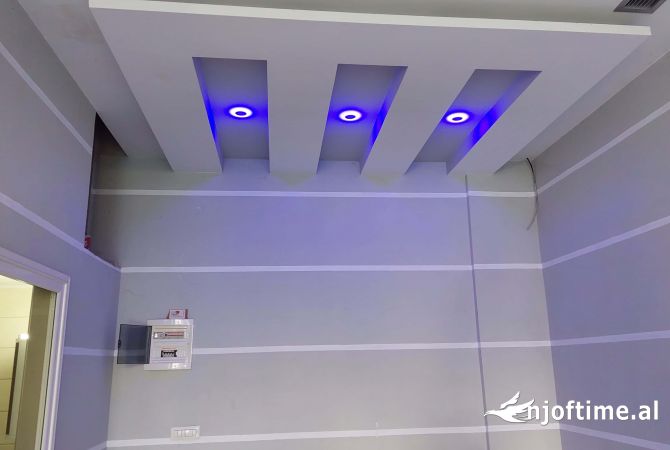 Ambient biznesi me qera 1+1 ne Tirane - 900 Euro