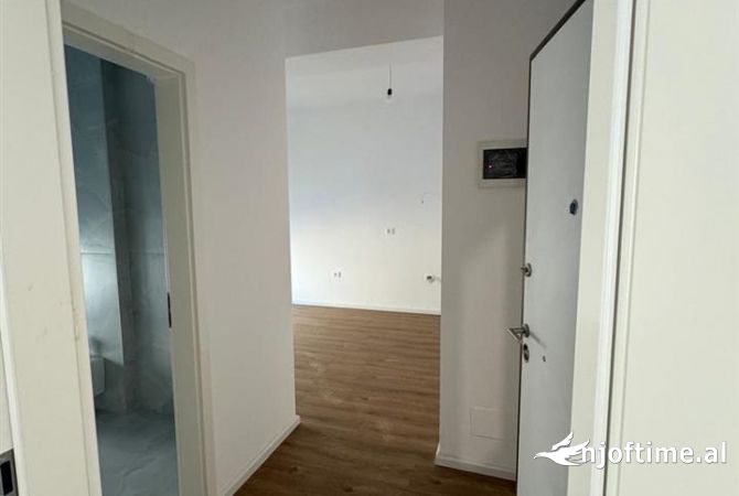 Shtepi ne shitje 1+1 ne Tirane - 9,200,000 Leke