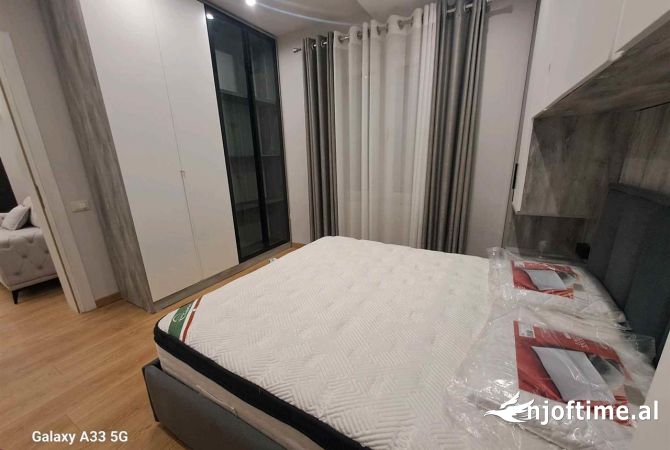 Shtepi me qera Apartament ne Tirane, 2+1, Mobilimi E mobiluar, Pagesa 650  Euro.