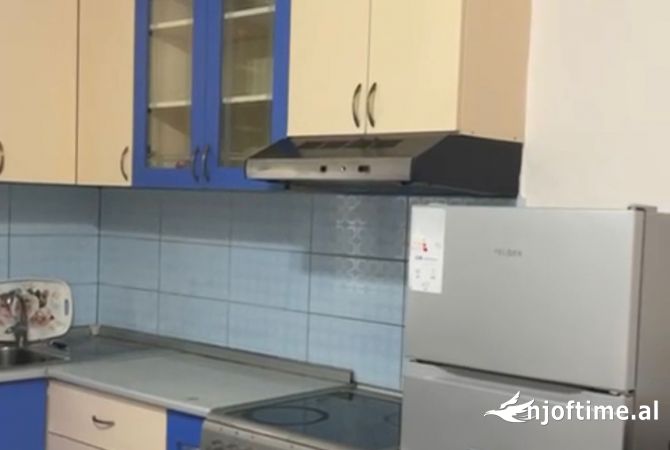Shtepi me qera 1+1 ne Tirane - 40,000 Leke