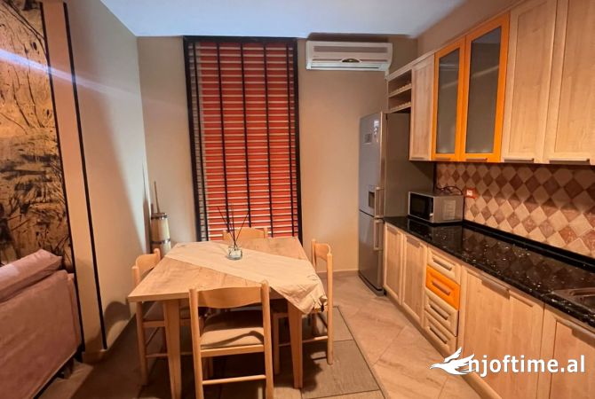 Shtepi me qera 3+1 ne Tirane - 900 Euro