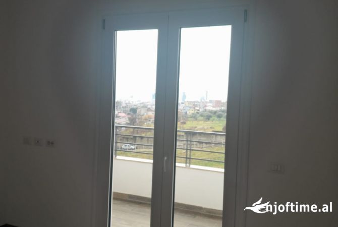 Shtepi me qera 2+1 ne Tirane - 45,000 Leke