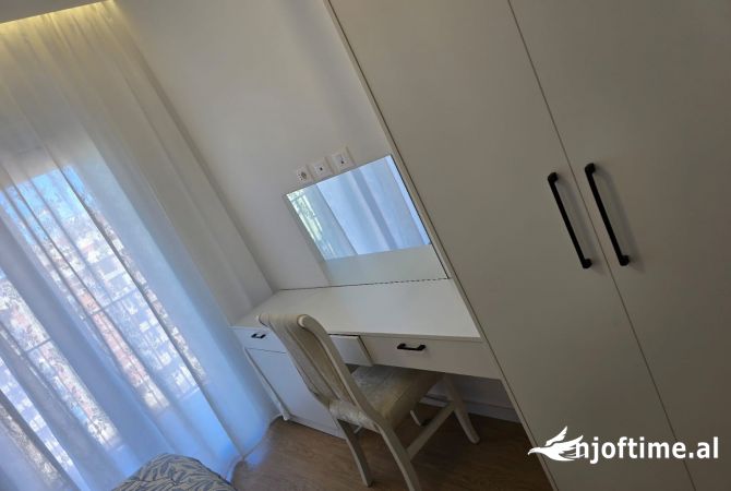 Shtepi me qera 1+1 ne Tirane - 60,000 Leke