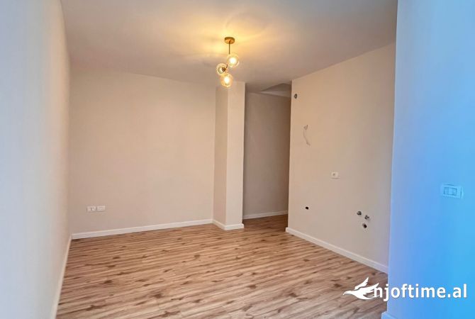 Shtepi ne shitje 1+1 ne Durres - 75,000 Euro