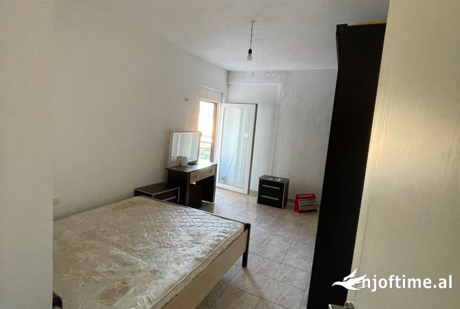 Shtepi ne shitje 1+1 ne Tirane - 100,000 Euro