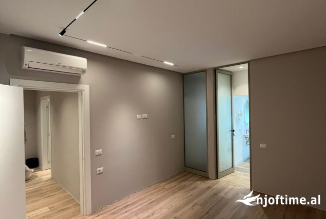Casa in affitto 2+1 a Tirana - 1,000 Euro