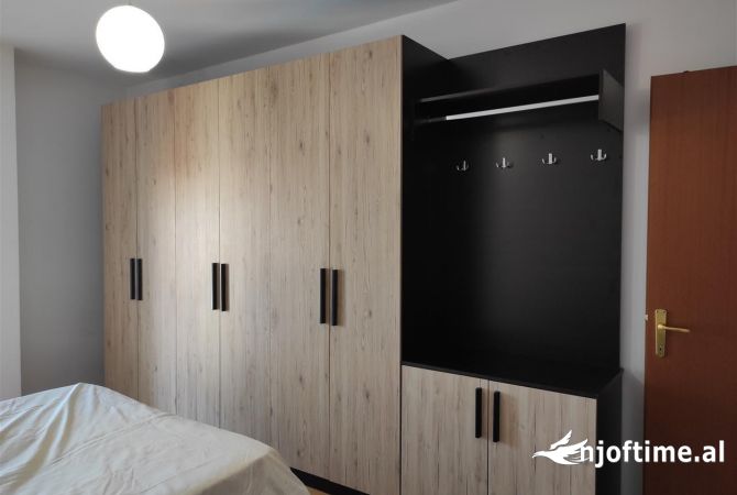 Shtepi me qera Apartament ne Tirane, 1+1, Mobilimi E mobiluar, Pagesa 50,000  Leke.