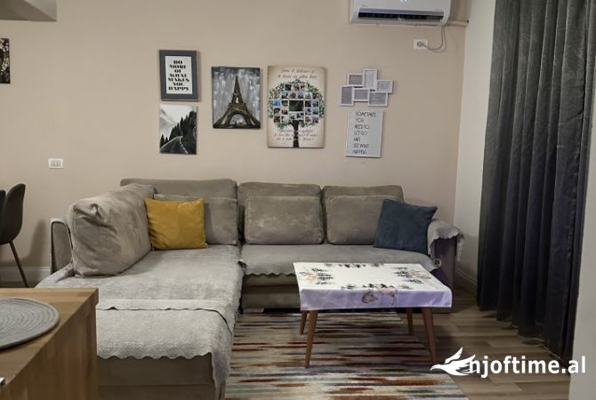 Shitet Apartament 2+1 ne Fresk