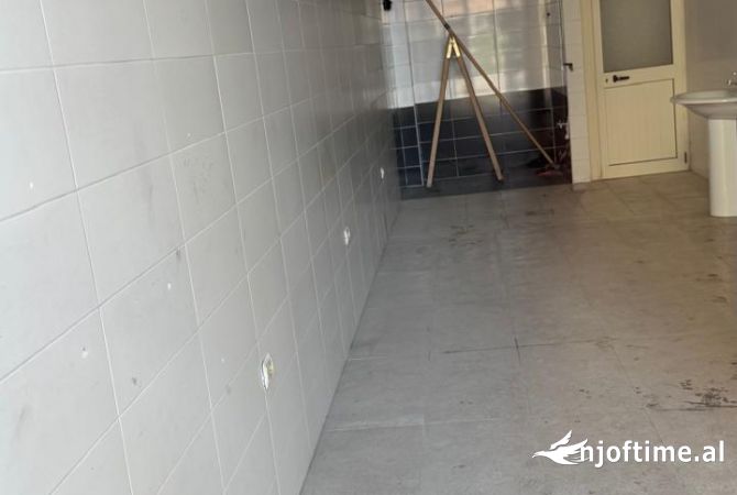Ambient biznesi ne shitje 1+1 ne Tirane - 80,000 Euro